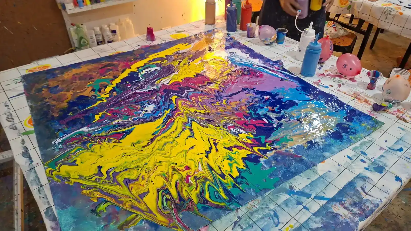 Why Art Workshops Are Good for Team Bonding